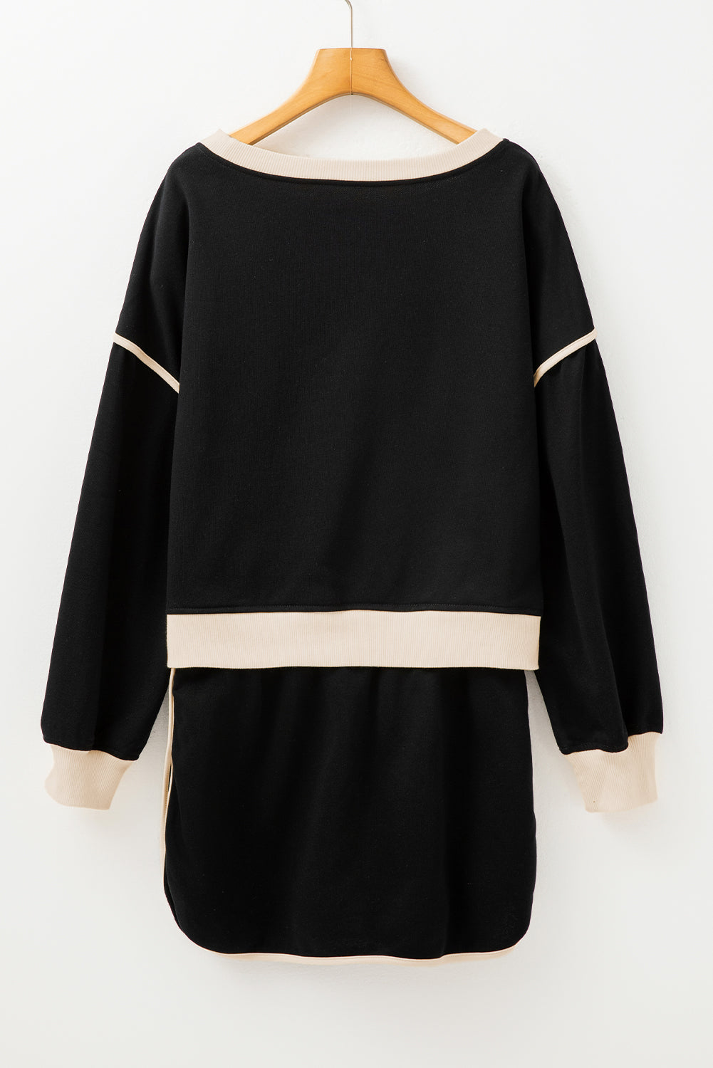 Color Contrast Loose Pullover and Lace-up Waist Skort Set